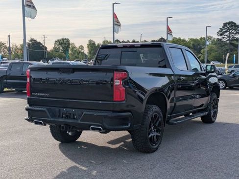 Used 2023 Chevrolet Silverado 1500 LT Trail Boss w/ Convenience Package II image 3