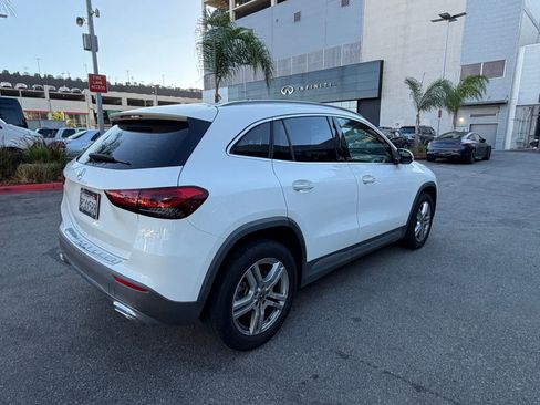 Used 2021 Mercedes-Benz GLA 250 image 4