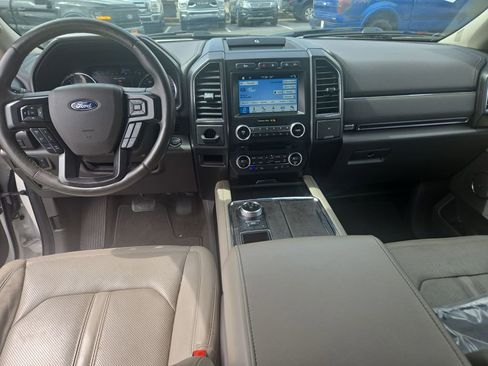 Used 2018 Ford Expedition Limited w/ Equipment Group 302A image 14