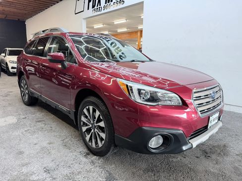 Used 2015 Subaru Outback 2.5i Limited AWD/4WD image 2