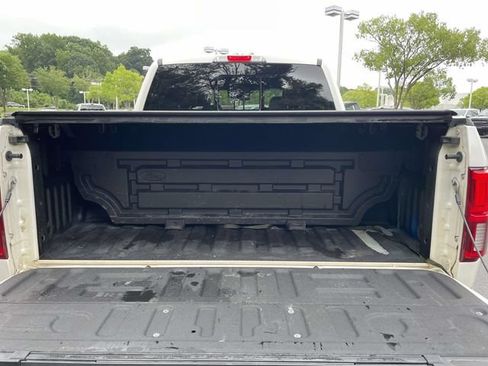 Used 2018 Ford F150 Platinum w/ Equipment Group 701A Luxury AWD/4WD image 33