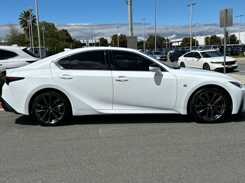 Used 2022 Lexus IS 350 F Sport RWD image 3
