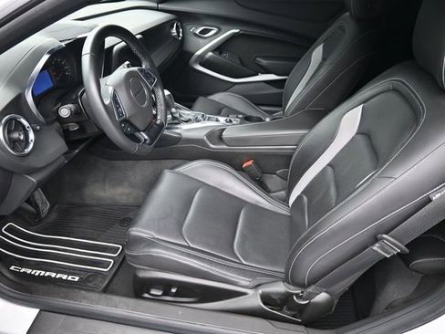 Used 2022 Chevrolet Camaro LT image 26