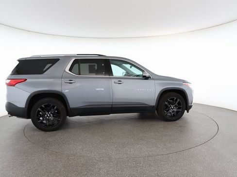 Used 2018 Chevrolet Traverse LT image 21