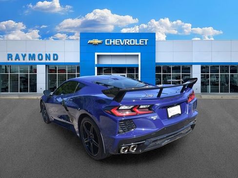Used 2025 Chevrolet Corvette Stingray Preferred Cpe w/ Z51 Performance Package RWD image 5