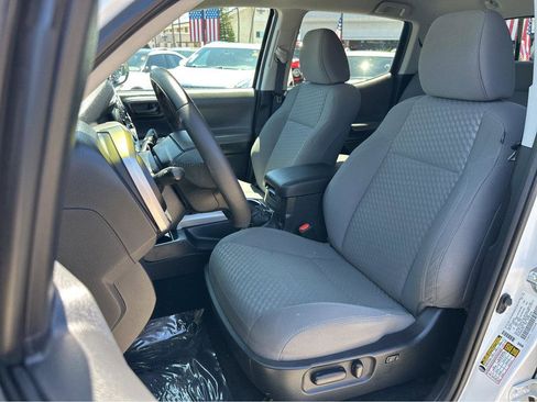 Used 2023 Toyota Tacoma SR5 image 8