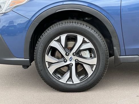 Used 2022 Subaru Outback Limited AWD/4WD image 9