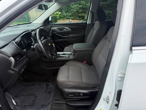 Used 2019 Chevrolet Traverse LT AWD/4WD image 6
