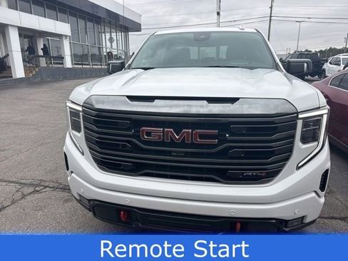 Used 2024 GMC Sierra 1500 AT4 w/ Technology Package image 9