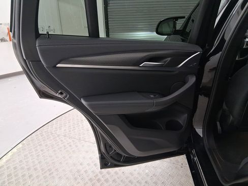 Certified 2023 BMW X4 M40i image 28