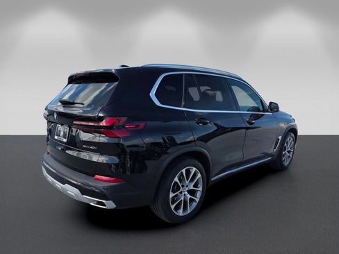 Certified 2025 BMW X5 xDrive40i w/ Premium Package AWD/4WD image 4