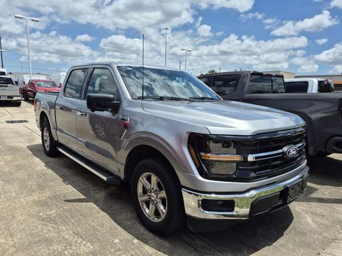 Certified 2024 Ford F150 XLT w/ Mobile Office Package RWD image 2