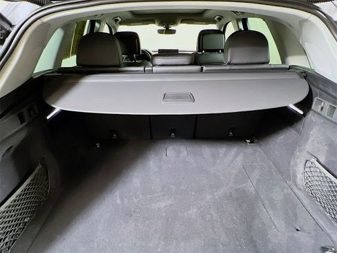 Used 2023 Audi Q5 e Premium Plus w/ Premium Plus Package image 27