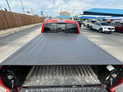Used 2019 Toyota Tacoma SR w/ SR Convenience Package RWD image 8
