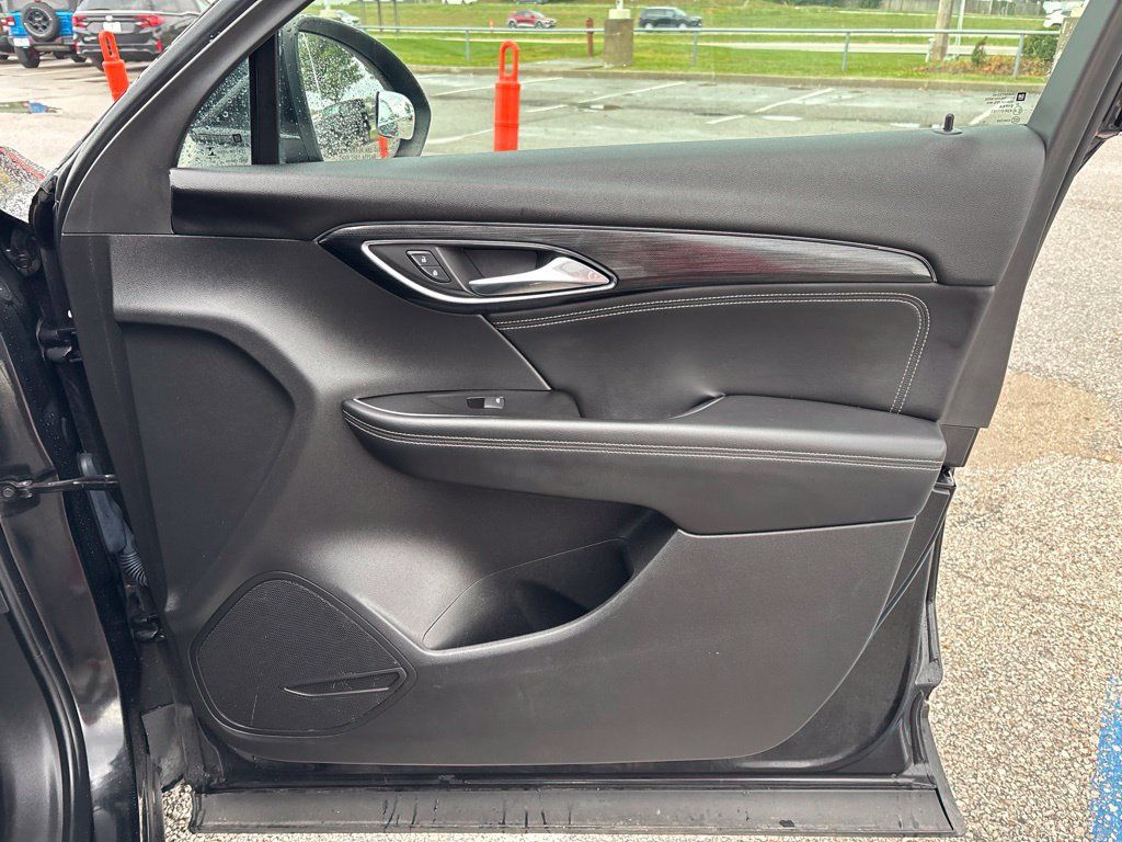Used 2023 Buick Envision Essence FWD image 25