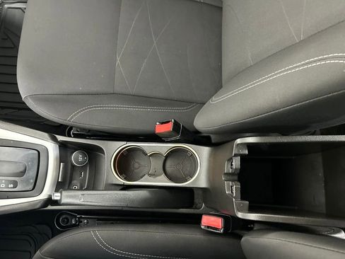 Used 2018 Ford Fiesta SE image 15