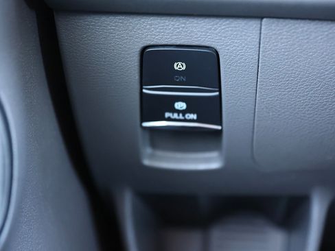 Used 2023 Ford Transit 350 XLT image 34