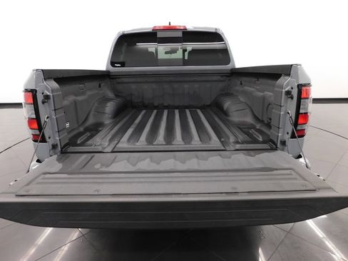 Used 2024 Nissan Frontier PRO-4X w/ Off-Road Protection Package image 11