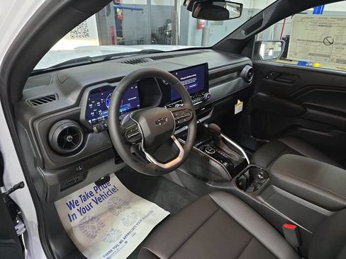 New 2026 Chevrolet Colorado Trail Boss AWD/4WD image 18