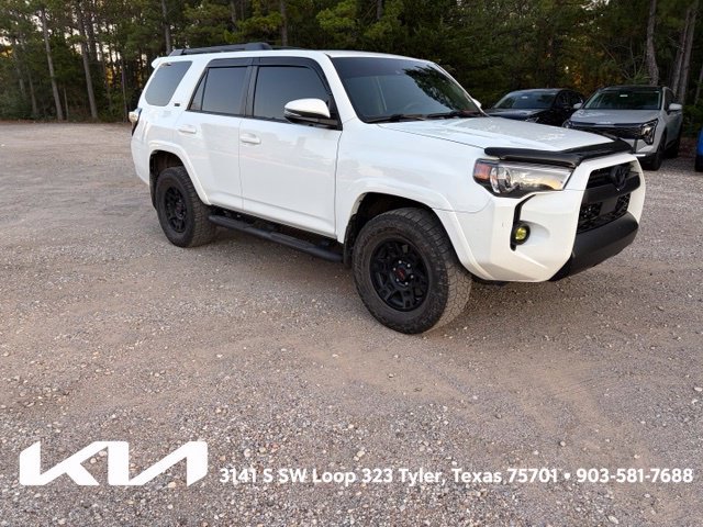 Used 2021 Toyota 4Runner SR5 Premium w/ Moonroof Package AWD/4WD image 1