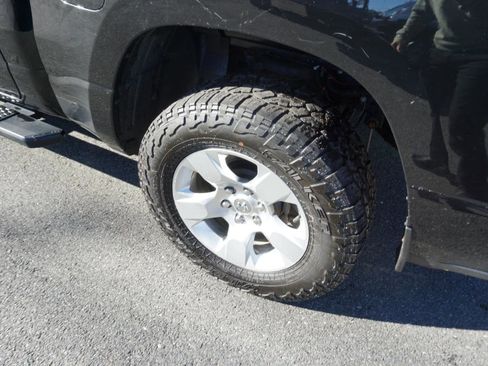 Used 2021 RAM 1500 Big Horn image 8