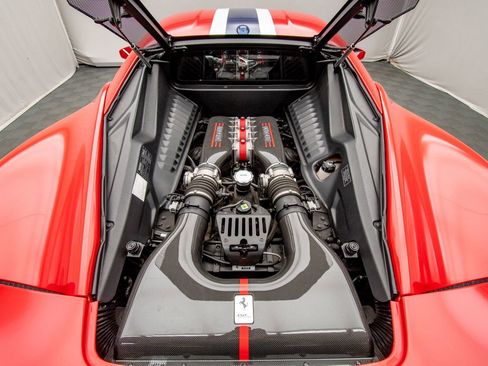 Used 2015 Ferrari 458 Speciale Coupe RWD image 40