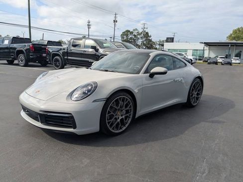 Used 2022 Porsche 911 Carrera image 8