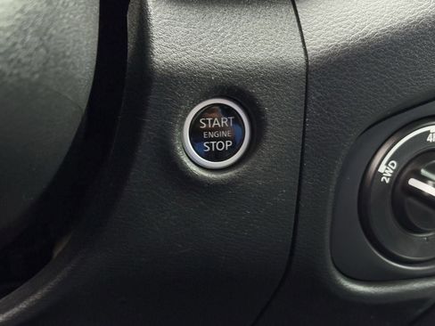 Used 2024 Nissan Frontier S image 18