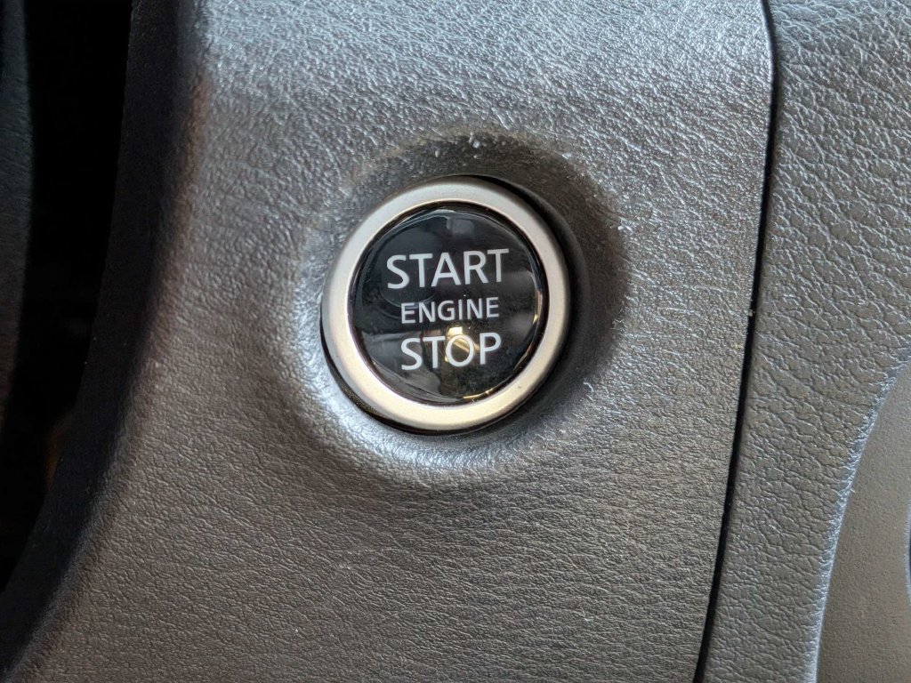 Used 2024 Nissan Frontier SV RWD image 26