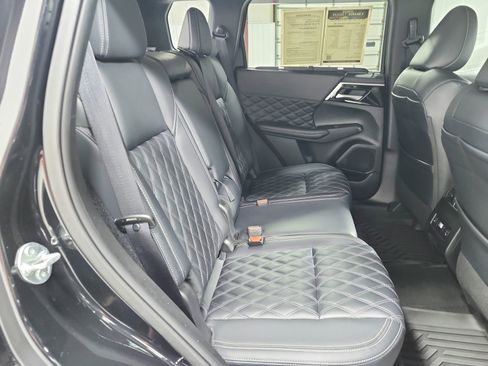 Used 2024 Mitsubishi Outlander SEL image 42