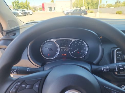 Used 2024 Nissan Kicks S FWD image 10
