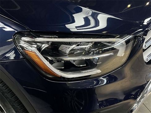 Certified 2022 Mercedes-Benz GLC 300 4MATIC image 9