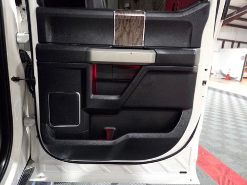 Used 2017 Ford F350 Lariat w/ Lariat Ultimate Package image 36