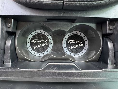 Used 2018 Jaguar F-TYPE Coupe RWD image 18