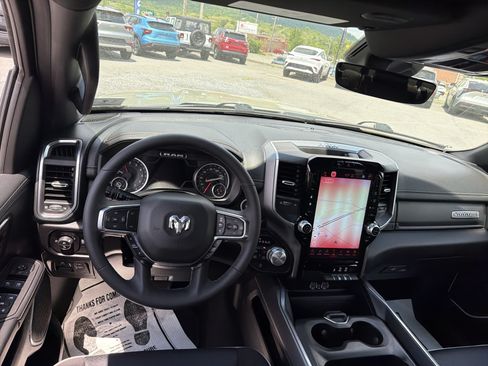 Used 2026 RAM 1500 Laramie AWD/4WD image 14