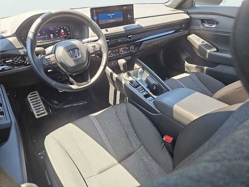 Used 2023 Honda Accord Sport image 11