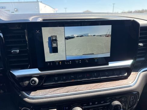 Used 2024 Chevrolet Silverado 3500 LTZ w/ LTZ Plus Package image 8