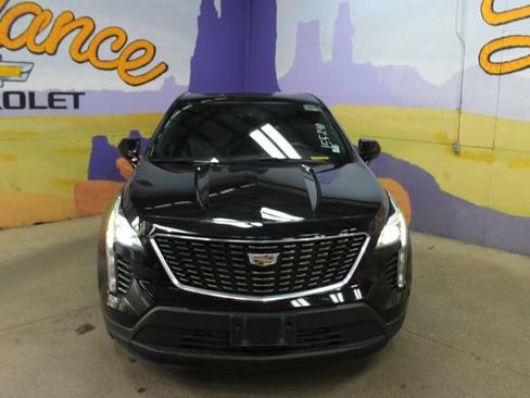 Used 2022 Cadillac XT4 Luxury w/ Driver Awareness Package AWD/4WD image 3