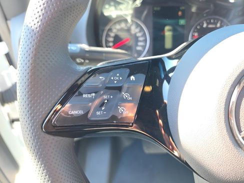 Used 2025 Mercedes-Benz Sprinter 2500 image 10