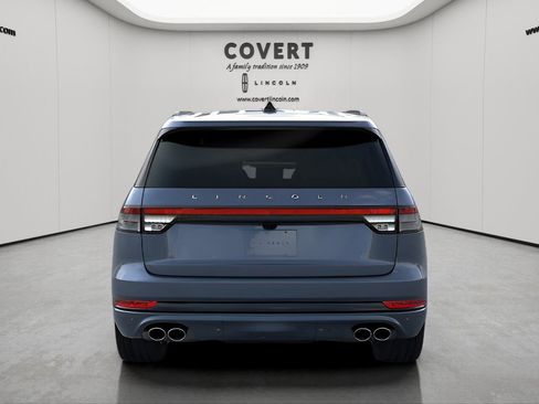 New 2026 Lincoln Aviator 2WD image 5