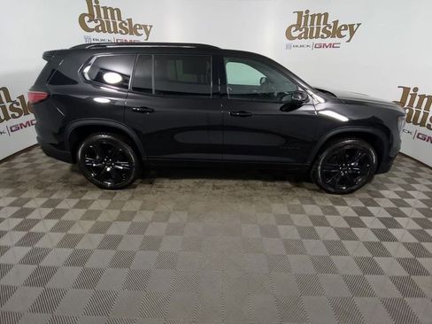 Used 2025 GMC Acadia Elevation w/ Black Edition image 9