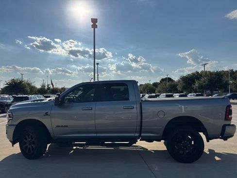 Used 2024 RAM 2500 Laramie w/ Night Edition AWD/4WD image 5