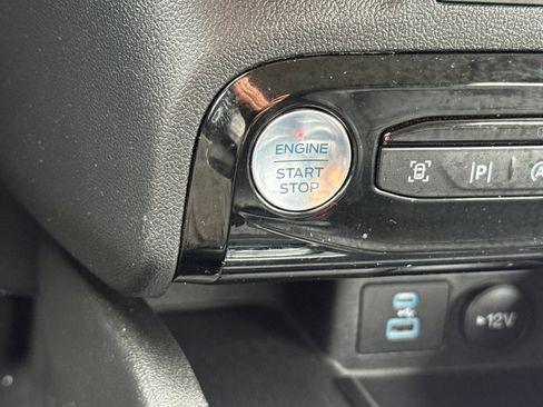 Used 2023 Ford Escape Platinum AWD/4WD image 33