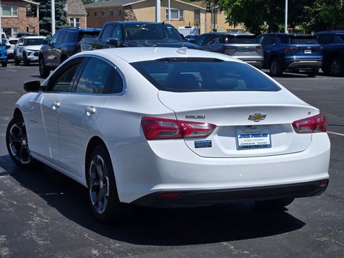 Used 2022 Chevrolet Malibu LT image 12