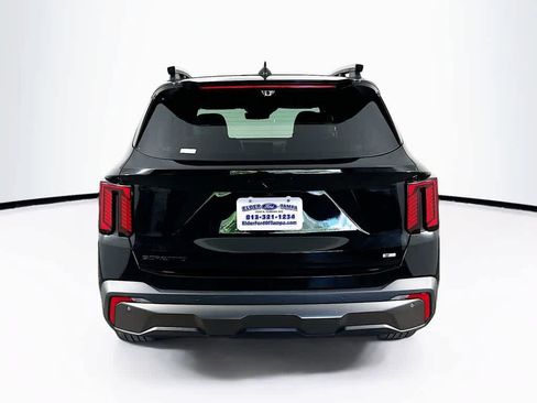 Used 2025 Kia Sorento SX Prestige w/ Sage Leather Package AWD/4WD image 5