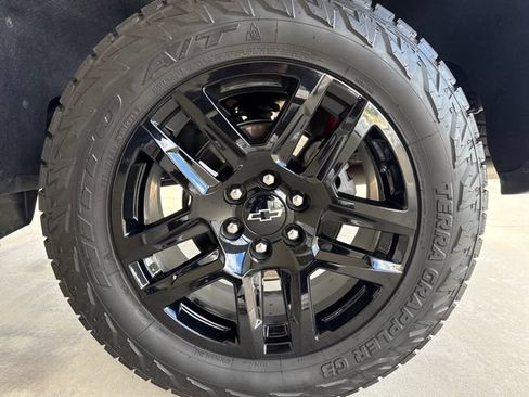 Used 2025 Chevrolet Silverado 1500 RST AWD/4WD image 26