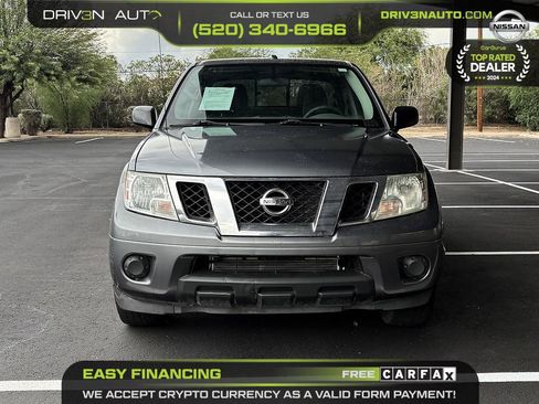 Used 2018 Nissan Frontier SV RWD image 2