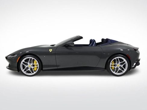 Certified 2025 Ferrari Roma Spider RWD image 7