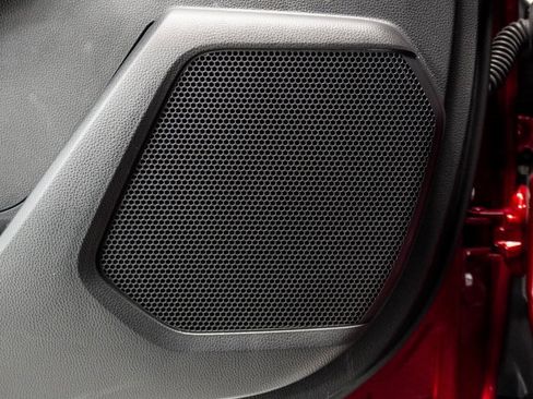 Used 2023 Toyota Highlander XLE image 23