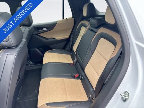 New 2026 Chevrolet Equinox ACTIV w/ Convenience Package III AWD/4WD image 23